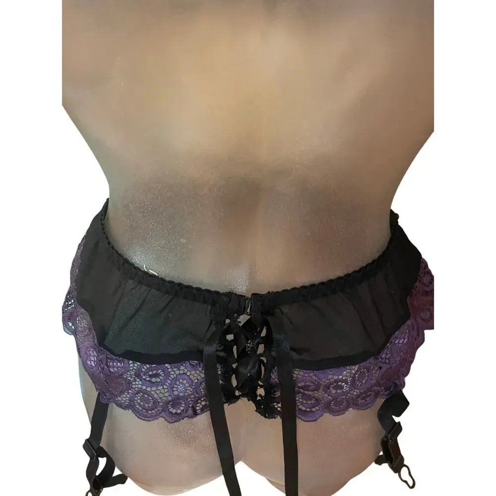 Vintage ESCANTE 2 pc lingerie set balconette bra garter belt purple lace small s